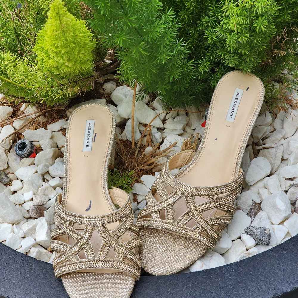 Alex Marie Women's Saline Gold Shimmer Chain Rhinestone Dress Sandals Size 8
